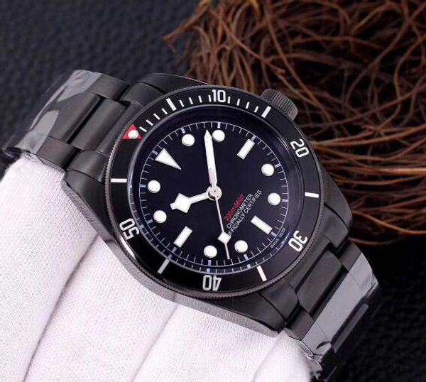 

новый m79220b black bay heritage черный циферблат сапфировые мужские часы из нержавеющей стали мужские часы, Slivery;brown