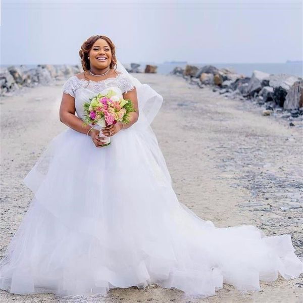 Luxury Plus Size Lace Ball Gown Wedding Dresses Long Train