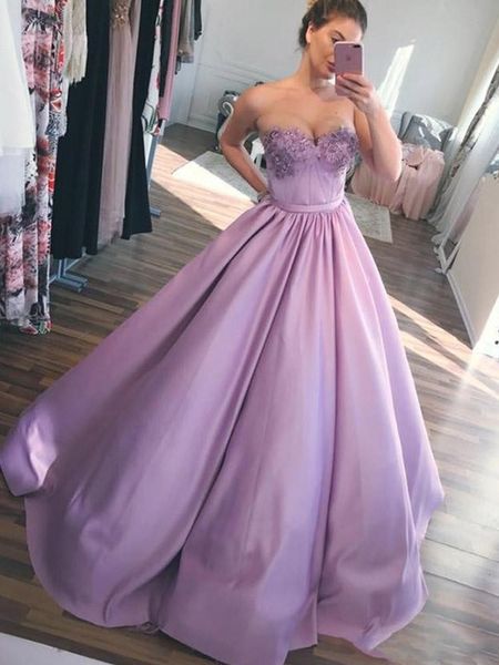 

2019 Pink Ball Gown Quinceanera Dresses For Sweet 15 Pleats Sweetheart Princess Sequins Beaded Prom Dresses Vestidos 16 anos Ballkleid