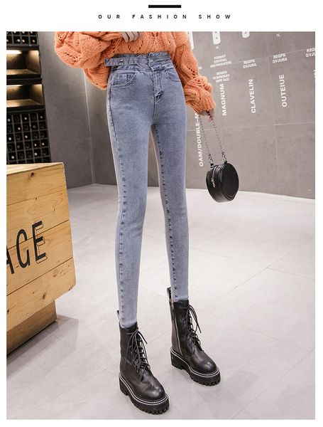 

blue gray straight jeans are female