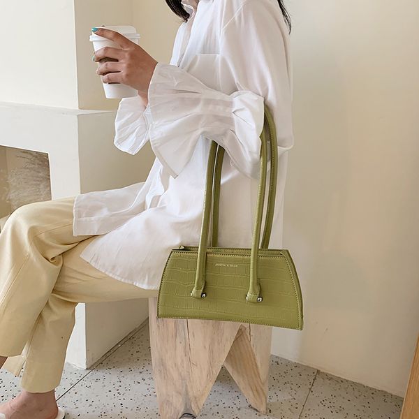 

2020 new women's simple fashion ladies shoulder bag korean casual ladies underarm bag