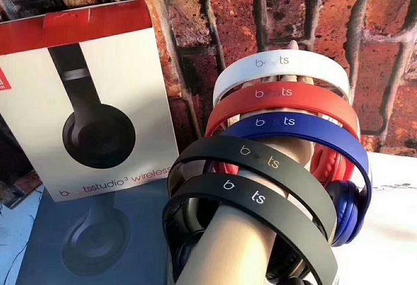 

2019 new for f3olo b bluetooth headphone peaker wirele headphone earphone with mic port head et good quality