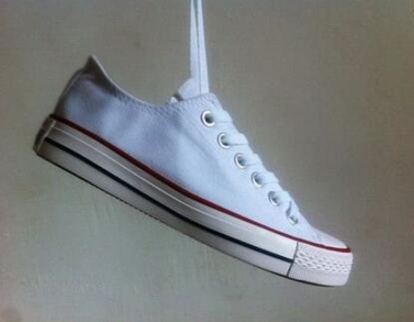 

2020 новая звезда большой размер 35-45 высокий топ повседневная обувь низкий топ стиль звезды спорта патрон классический холст обуви кроссов, Black