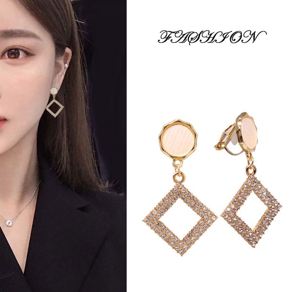 

2019 new non pierced clip earrings fashion gold color rhinestone statement ear cuff for women bijoux brincos party, Silver