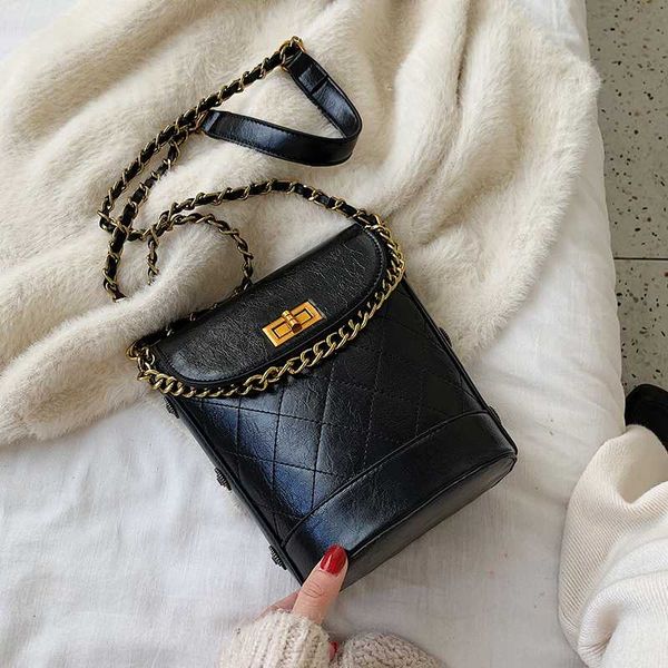 

new fashion satchel ringer chain water barrel bag handbag