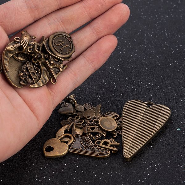

vintage random type 50g/pack heart wings jewelry making charms pendants random shape diy crafts diy clothing jewelry accessories, Bronze;silver