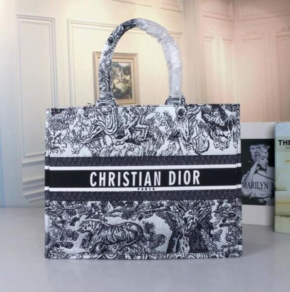 

2019 new women 039 fa hion bag tote bag handbag handbag canva tote pur e large hopping bag with 13 dior 13