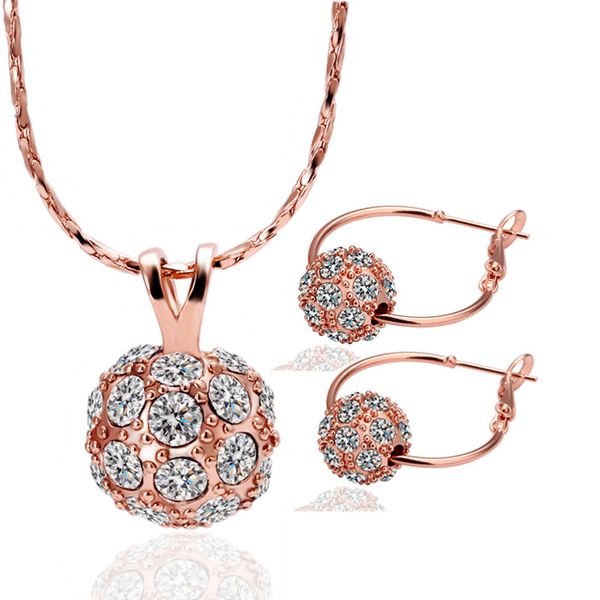 18 Karat Roségold vergoldet, modische Damen-Schmucksets mit 10 mm Diso-Kugelperlen-Creolen und Anhänger-Halsketten aus echten österreichischen Kristallen