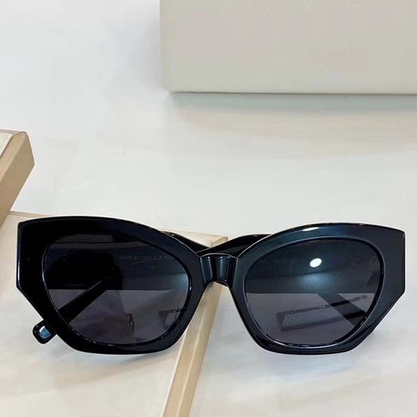 

fashion 4376 sunglasses black grey lenses 54mm sonnenbrille women fashion sunglasses gafas de sol new with box, White;black