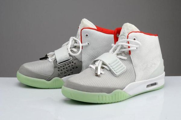 

Kanye West 2 II NRG Black Grey Red October Basketball Shoes For Men Glow In The Dark Mens Trendy Shoe Sports Sneakers Trainers