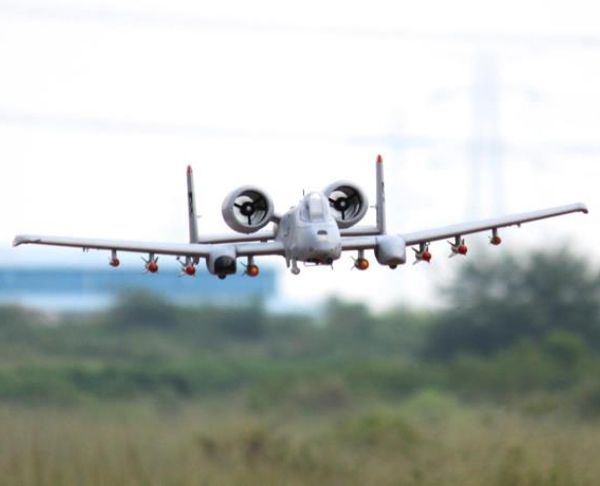 

нет батареи, rtf rc hobby a10 jet plane с 6ch rc