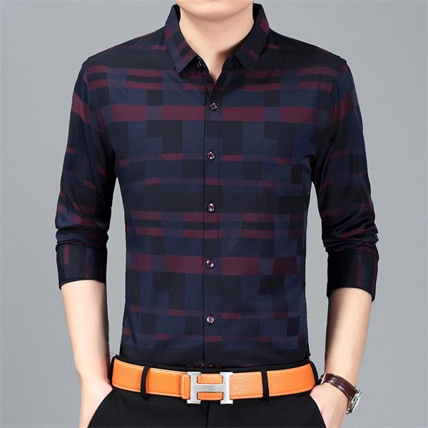 

factory direct sales business casual plaid long-sleeved shirt spring&autumn 2019 new quality cotton soft smooth luxury men shirt, White;black