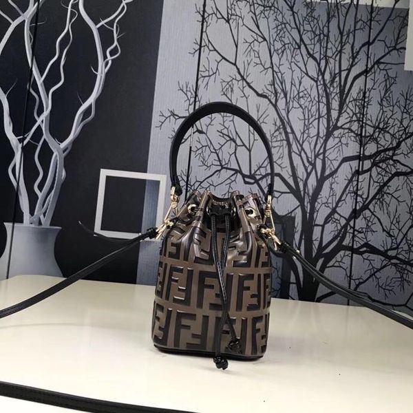 

new arrival women bags tote crossbody urban female style high capacity coin purse removable debug shoulder bag handbag 26-18, White