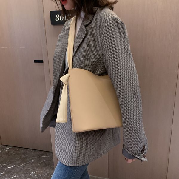 

large capacity women's shoulder bags youth ladies girls gym messenger bag inner wallet soft shoulder strap women's bags
