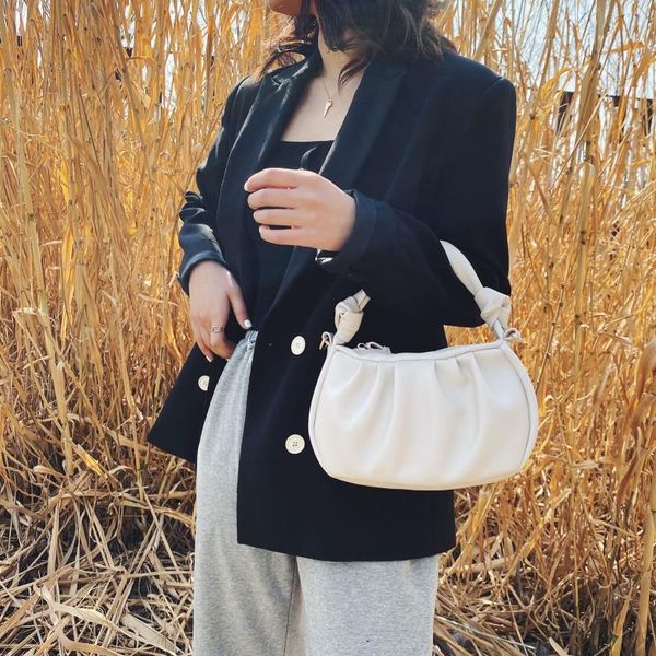 

2020 new women's shoulder bag casual soft leather fold crescent crescent bag simple dumpling-shaped armpit