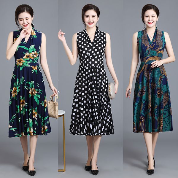 

summer fashion middle-aged mother women's v-neck wrapped chest slimming dress middle-aged big swing dress, Black;gray