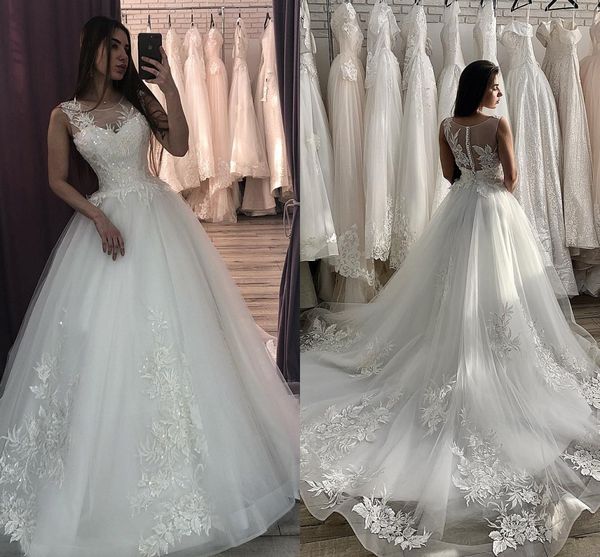 

2019 bohemian wedding dresses sheer jewel neck lace appliqued a line sequins boho wedding dress sweep train beach bridal gowns plus size, White