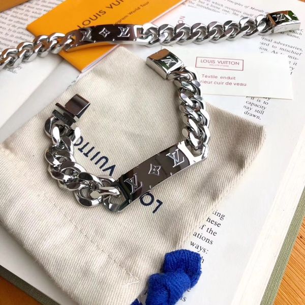 

Цепные браслеты для мужчин Женщины титана стали Louis браслет конструкции браслет моды золото серебро Роскошные ювелирные изделия подарок любовника v лошадь