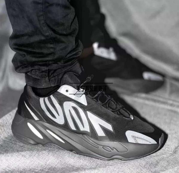 

kanye west 700 vanta wave runner mnvn inertia outdoor shoes western designer shoes men utility black women 700 v2 static sneakers 36-47