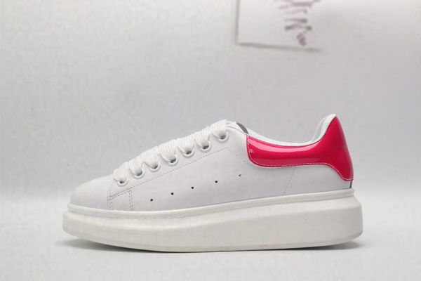 

опова мода дизайнеѬ кѬоовки мода клаиекий белй и вокое каево мђ, Black