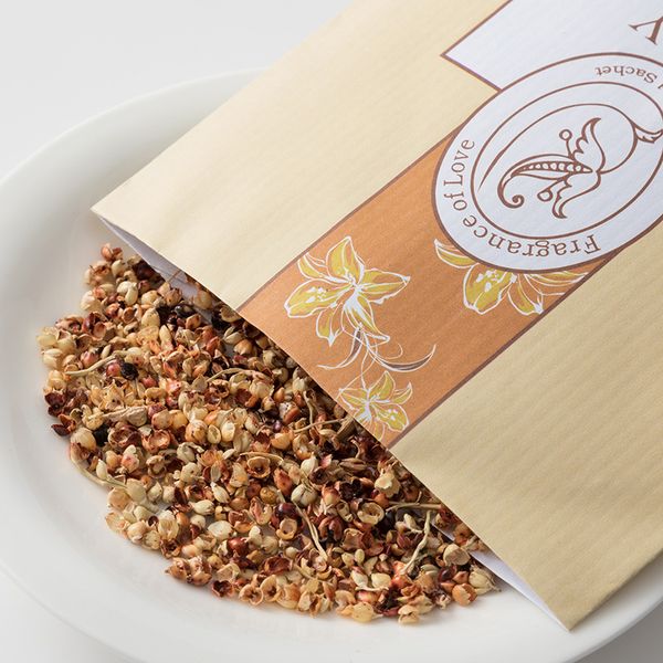 

1pc wardrobe fragrance sachets mildew-proof insect-proof clothes deodorizing hanging bags 18x12cm