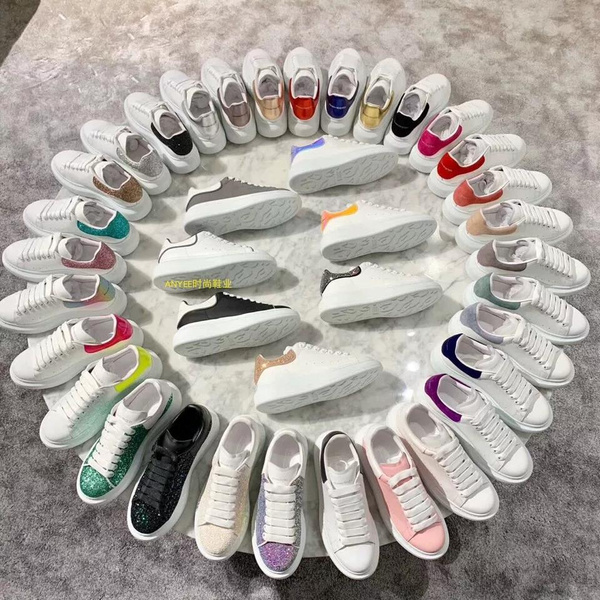 

2019 designer men fashion luxury women shoes mens leather lace up platform oversized sole sneakers white black casual shoes with box ffb4cd#