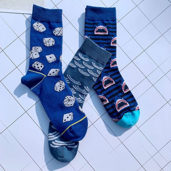 

dropshipping crew cool funny cotton wacky socks dice dices sharks scales shake street fashion ins fish scale stripe shark wave, Black;white