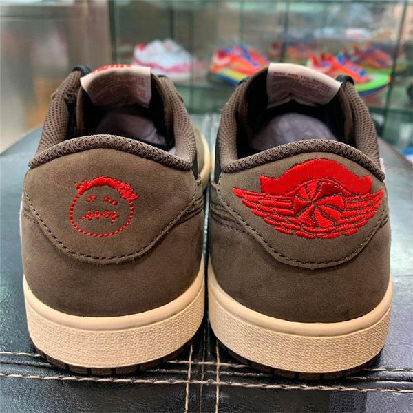 

2019 authentic travis scott x 1 low og sp ts cq4277-001 1s brown suede black basketball shoes sports sneakers with original box, White;red