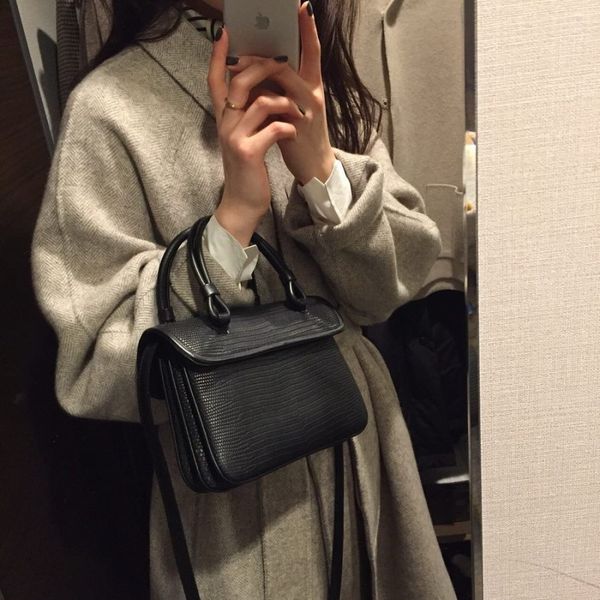 

women coat wool 2018 new fashion handmade woolen korean outerwear, Black