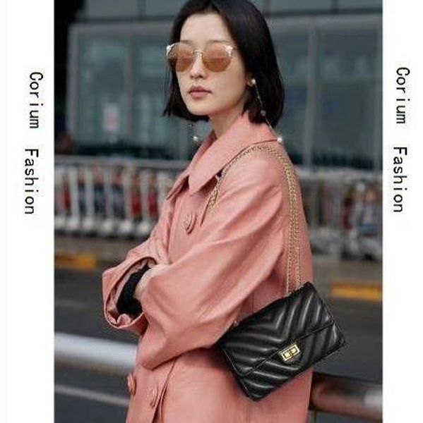 

2019, new 100-piece leather cross-body bagaaa320