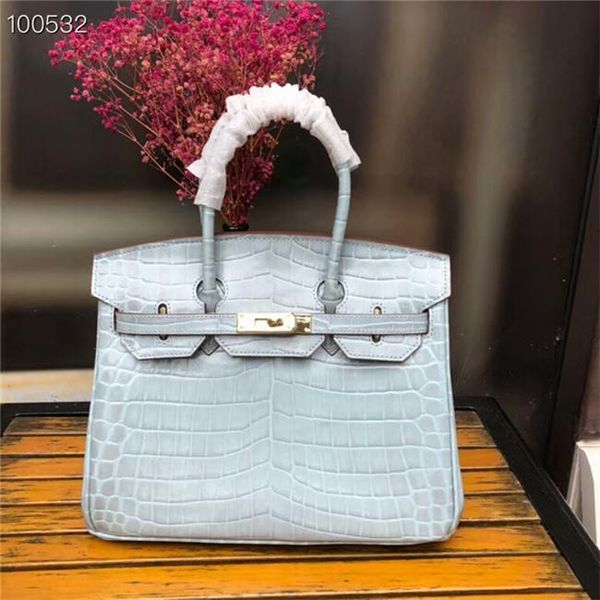 

stars with the same paragraph high-end ladies to luxury leather bag symbol of successful women guarantee designer classic style