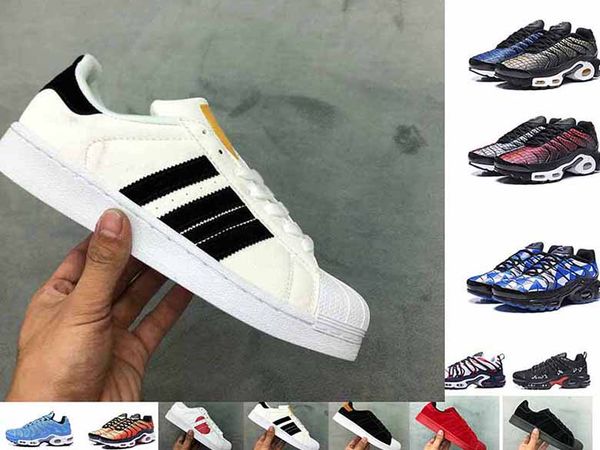 

Оптовые горячие 2019 100% оригинальные дышащие мужчины свет моды Черный Белый на открытом воздухе дешевые повседневная обувь размер eur40-46