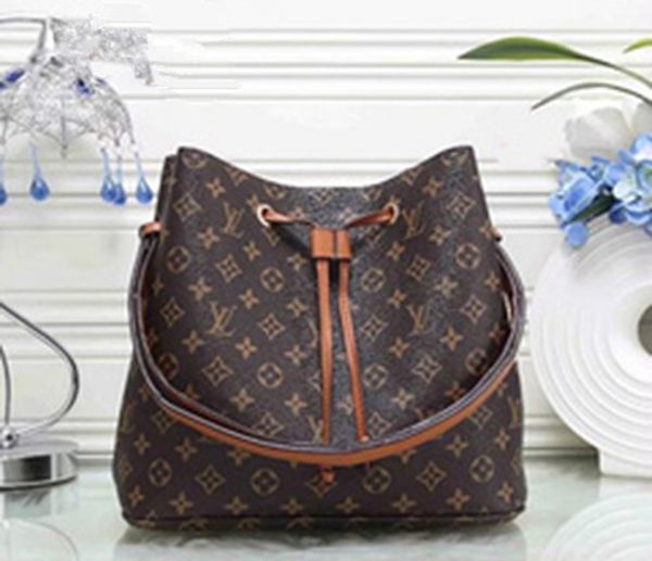 

AAA2018 горячий классический роскошный бесплатная доставка качество дамы искусственная кожа портативный Metis сумка 44023