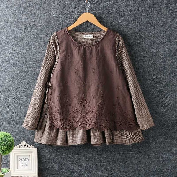 

2019 new autumn literary small fresh fake two-piece embroidery pullover doll shirt houndstooth cotton and linen loose top, White