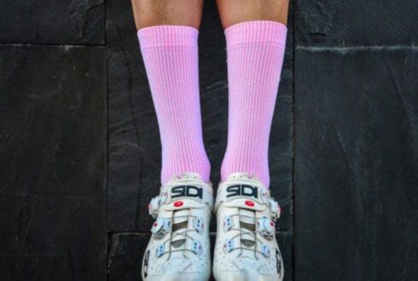 

new sports cycling socks men women black surface pink inside running road bike socks two in one double color