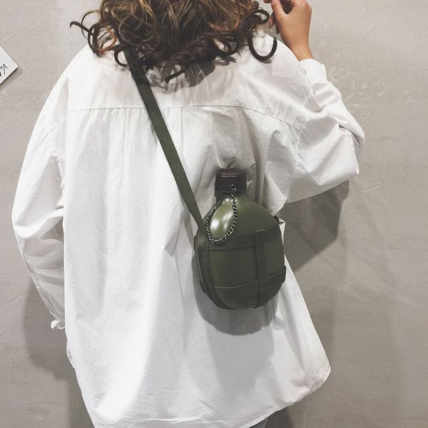 

bag personality 2019 messenger woman tide single shoulder portable chain water