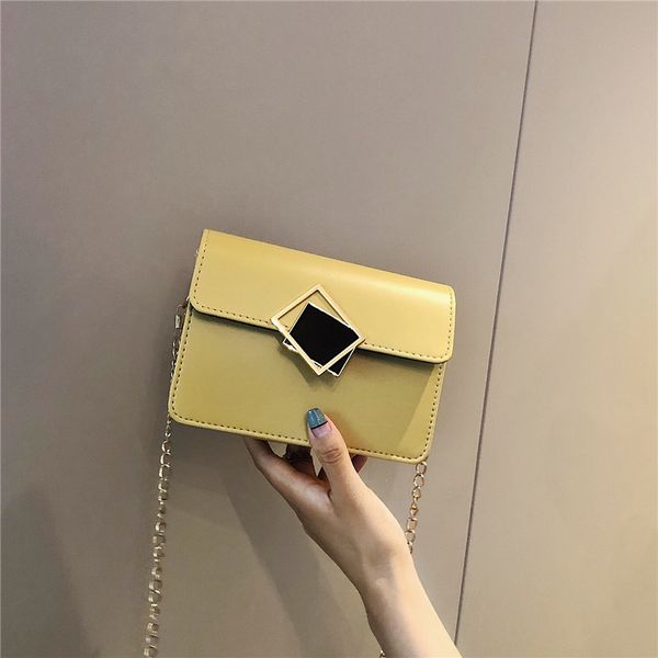 

2019 fashion retro handbags wild shoulder messenger bag