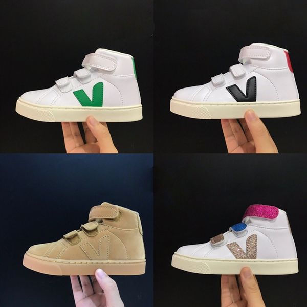 

Desportivo & Outdoor yeezy350