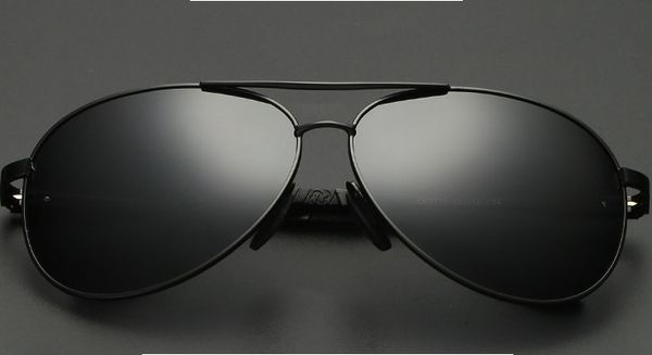 

new fashion temperament men's classic round frame metal polarized decorative sunglasses driver driving special outdoor sunglasses, White;black