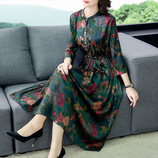 

large size 2020 women's style silk mulberry silk dress authentic xiangyun yarn dress, White