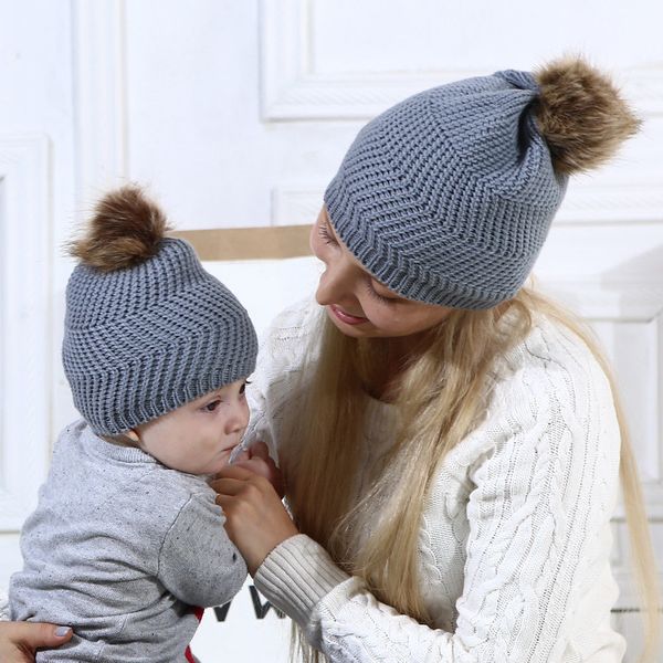 

Women Mom Baby Kid Knitted Wool Hat New Family Matching Winter Warm Pom Bobble Hat Warm Beanie Cap 5Colors HOT