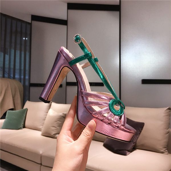 

luxury designer classic sandals lady summer 2019 designer's luxury dsigner brand sandals superstar elegant chunky heels women's sh, Black