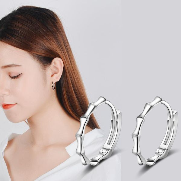 

2020 new fashion hoop earrings simple design ladies earrings, popular korean jewelry, pendants, Golden;silver