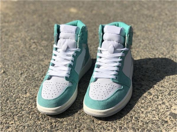 

2019 wholesale high og 1 turbo green men basketball shoes white light smoke grey sail athletic sneakers