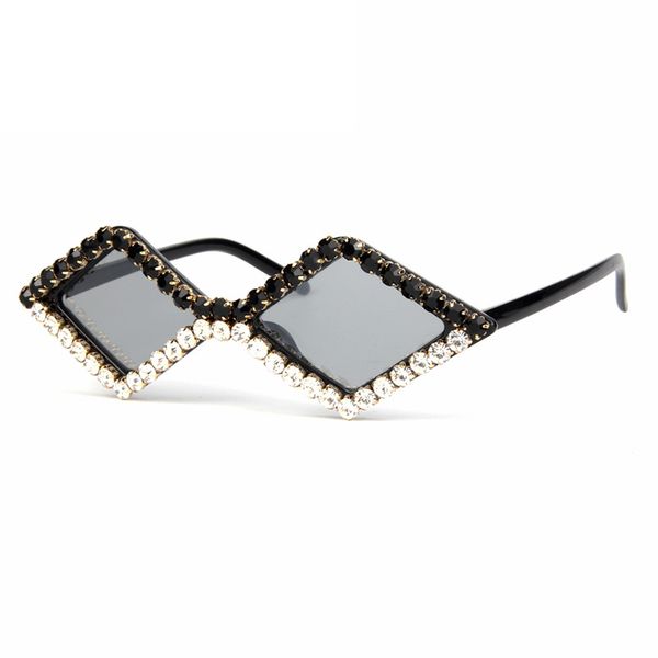

square luxury ladies sunglasses crystal bar show pgraph sunglasses uv400, White;black