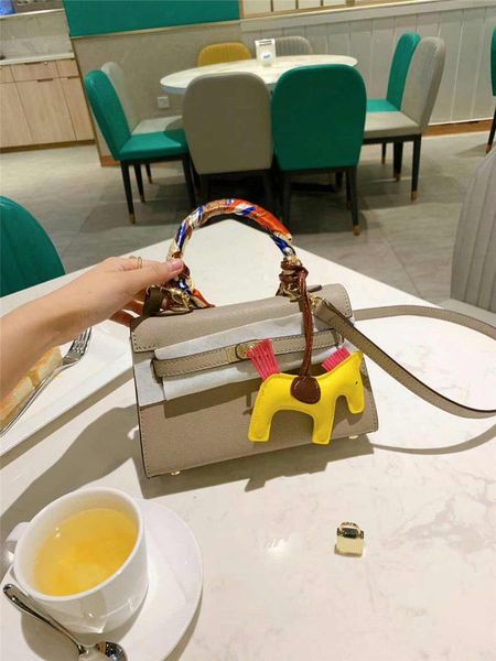 

designer handbag her bucket bag crossbody chain bags fashion luxury messenger bag purse envelope bags designer crossbody bag