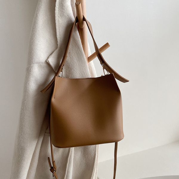 

casual solid female bucket bag women large capacity handbags 2019 new quality leather women shoulder messenger bags ladies totes