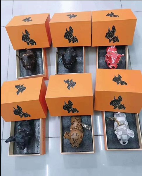

Luxury de igner key chain bettor key pendant genuine cowhide key chain bag car pendant gift box packaging multi color option