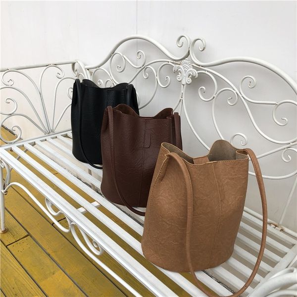 

2020 new large-capacity women bag fashion messenger bag shoulder retro handbag