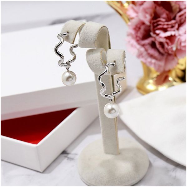 

vintage earrings party charm simulated pearls dangle jewelry shell hoop earrings for women girls gifts brand design with stamp ing, White